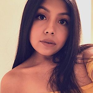 Meet your Posher, Eva